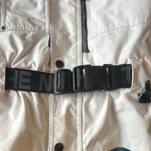 The NorthFace Steep Tech White and Black Jacket - Picture 11 of 16
